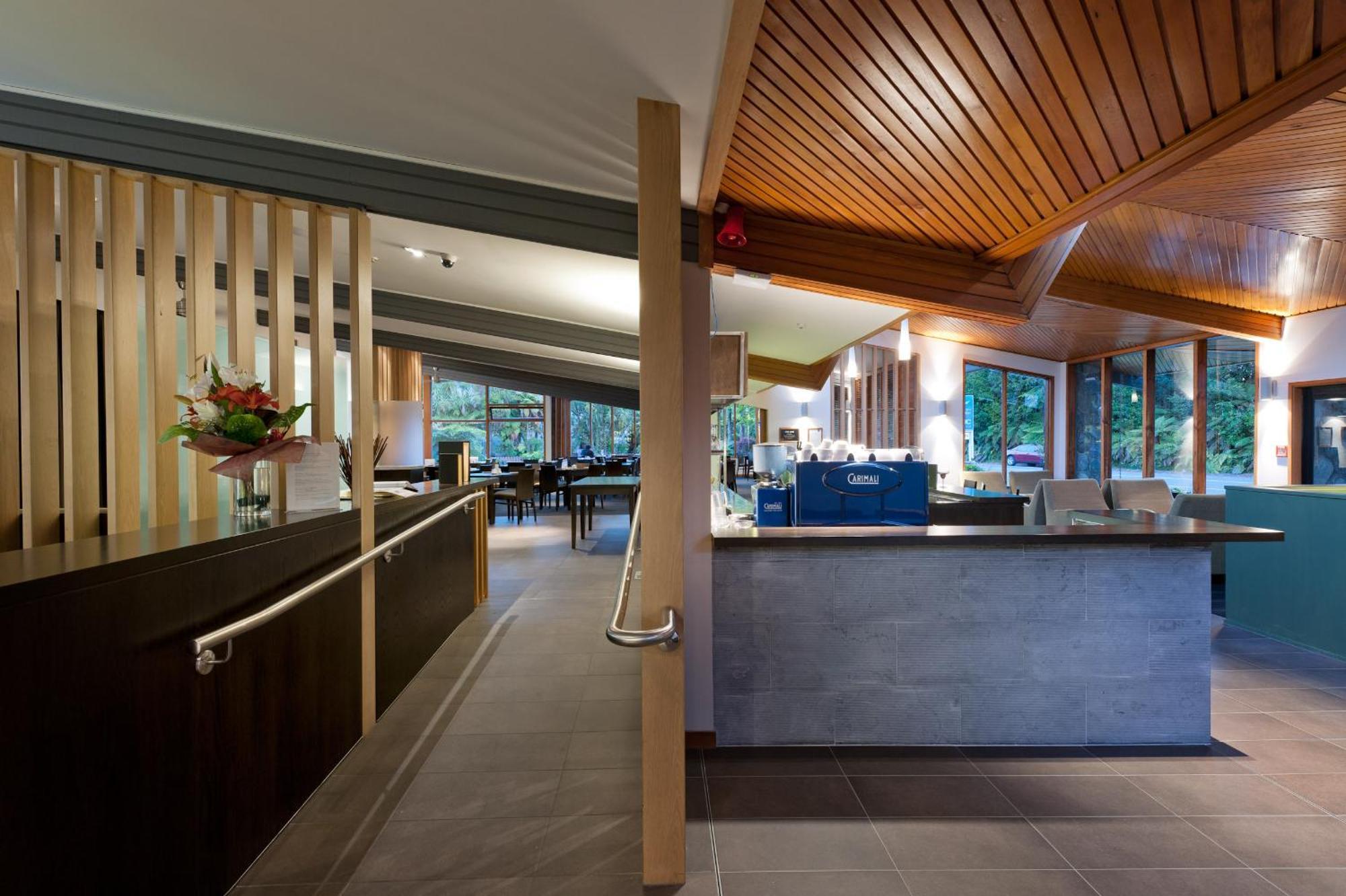 Scenic Glacier Hotel 4*